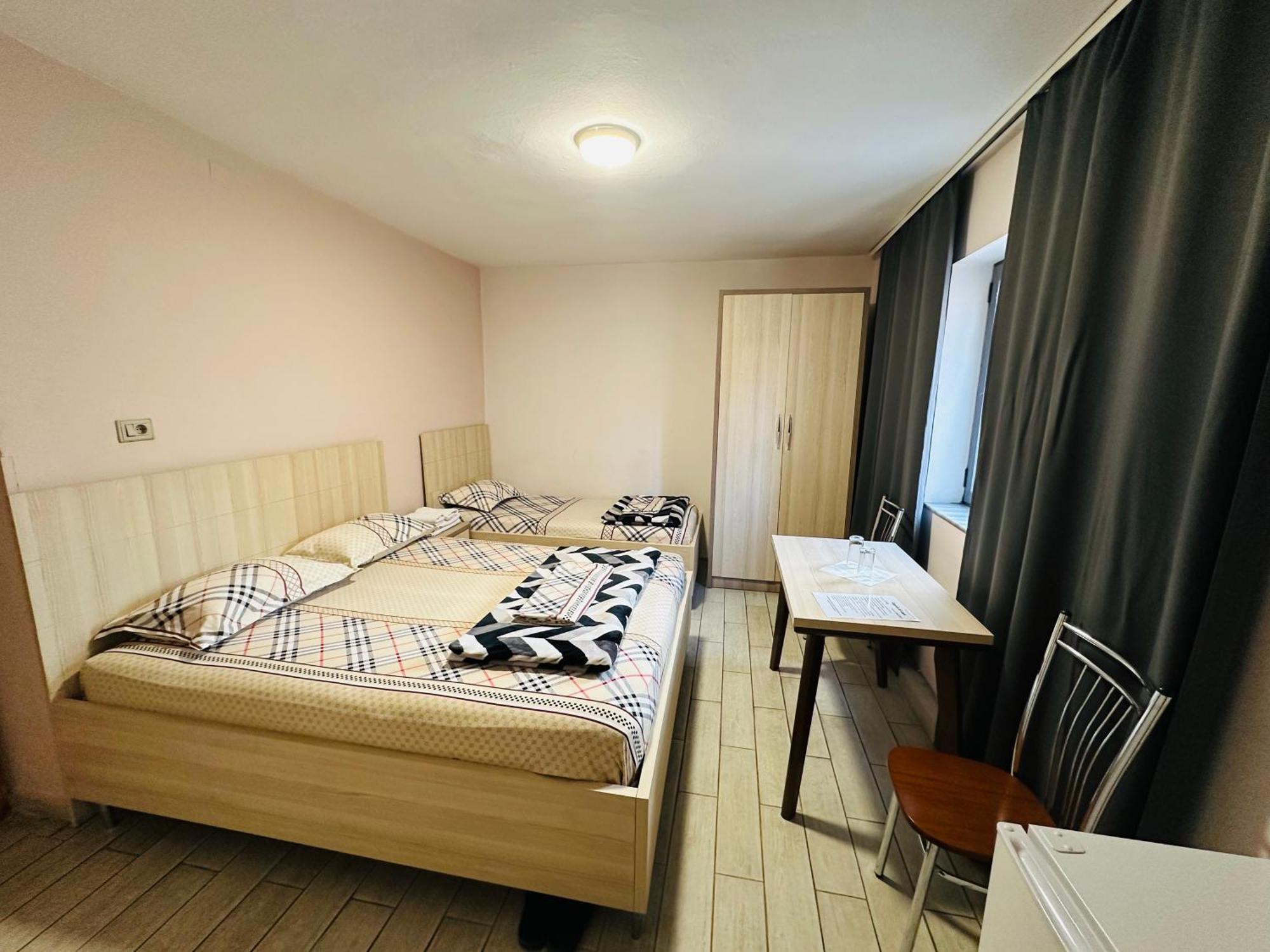 Urban Life Tirana- Economy Rooms Экстерьер фото